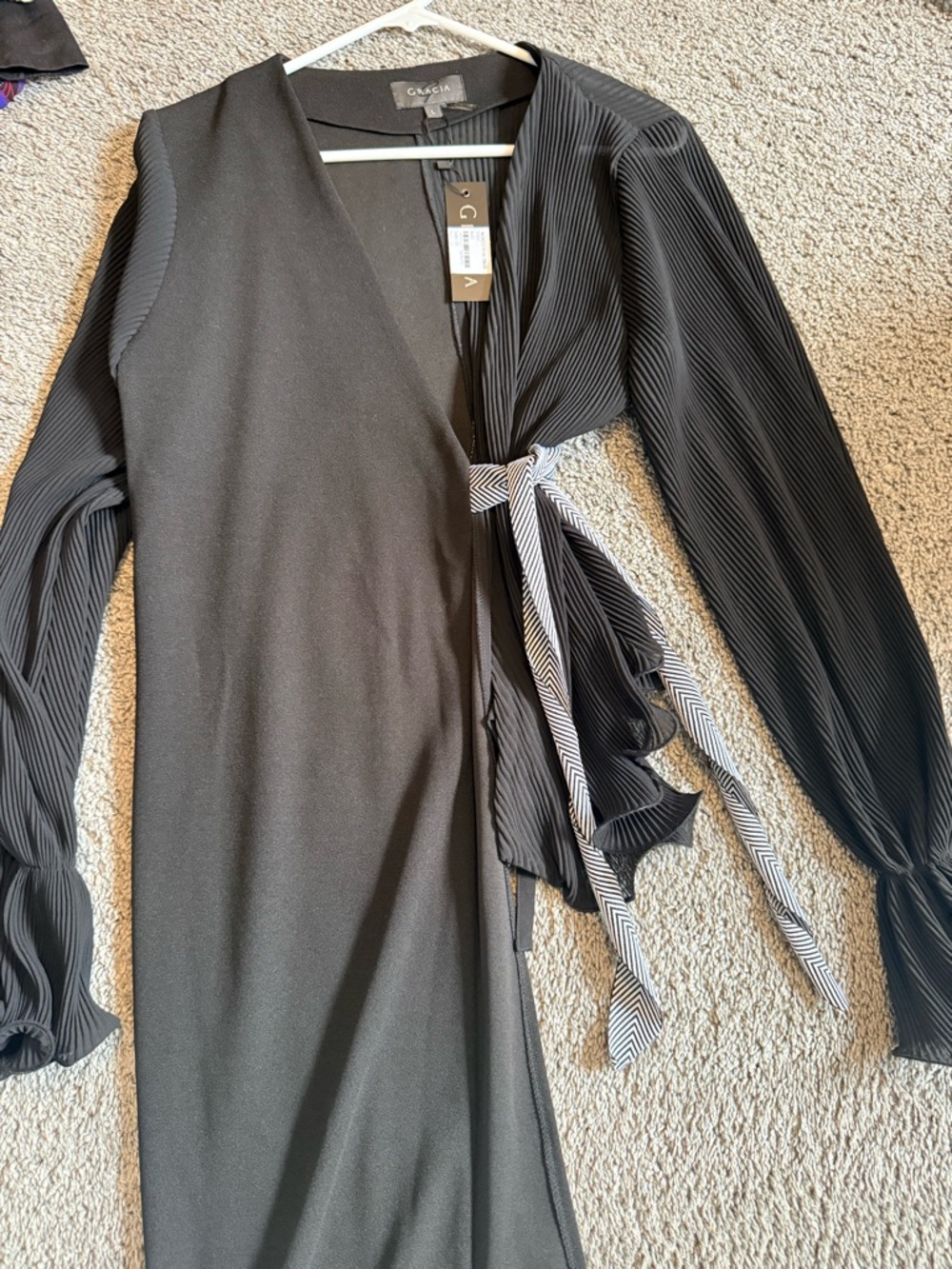 Gracia Black Wrap-Style Pleated Sleeve Jacket with Striped Tie